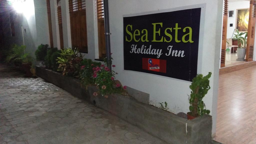 Sea Esta Holiday Inn Kudapaduwa 外观 照片